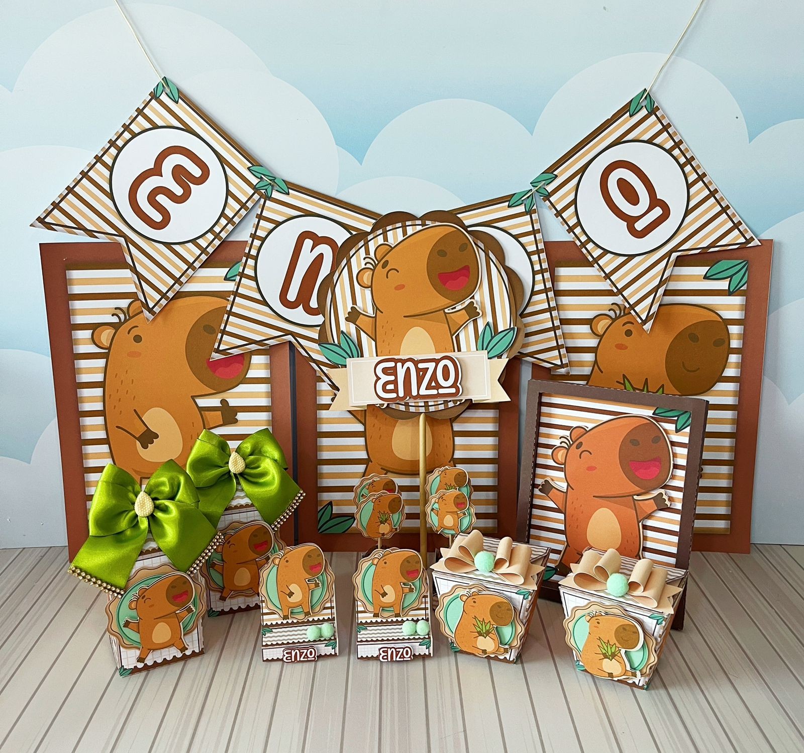 Código 1268 - Kit Festa Capivara Menino